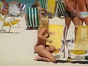 La plaja,Bikini