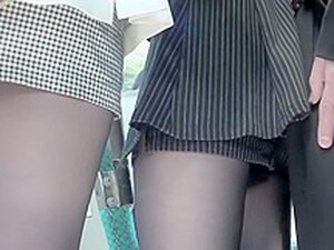 日本色情,超短裙