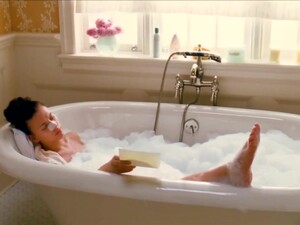 Scarlett Johansson Farting While Taking A Bath