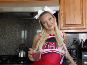 Blonde Cheerleader Paisley Porter Craves For A Delicious Cock