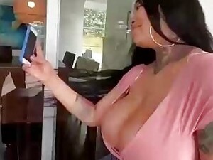 Annabelle Rio Is Taking Selfies While Getting Fucked And Enjoying Every Single Second Of It