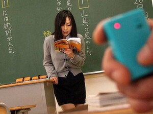 Nozomi Hazuki In Hot Nozomi Hazuki Is A Slutty Squirting Teacher - AviDolz