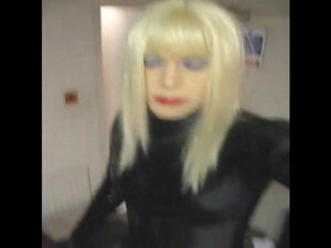 PatsyPVC Dressed In Tight Rubber Latex Dress