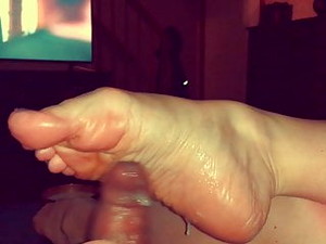 Wife Loves My Foot Fetish... Cum Soles