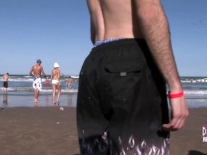 La plaja,Bikini,Petrecere,In public